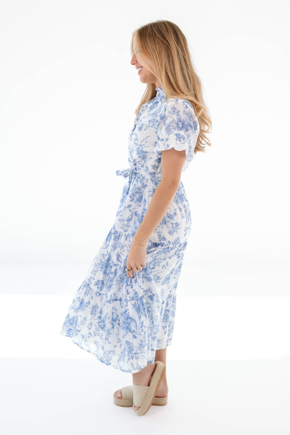 Midi Floral Faithfull The Brand Chloe Midi Dress French Connection Women's Maxi Dress (Blue Floral, Medium) Midi Floral Faithfull The Brand Chloe Midi Dress French Connection Women's Maxi Dress (Blue Floral, Medium)
