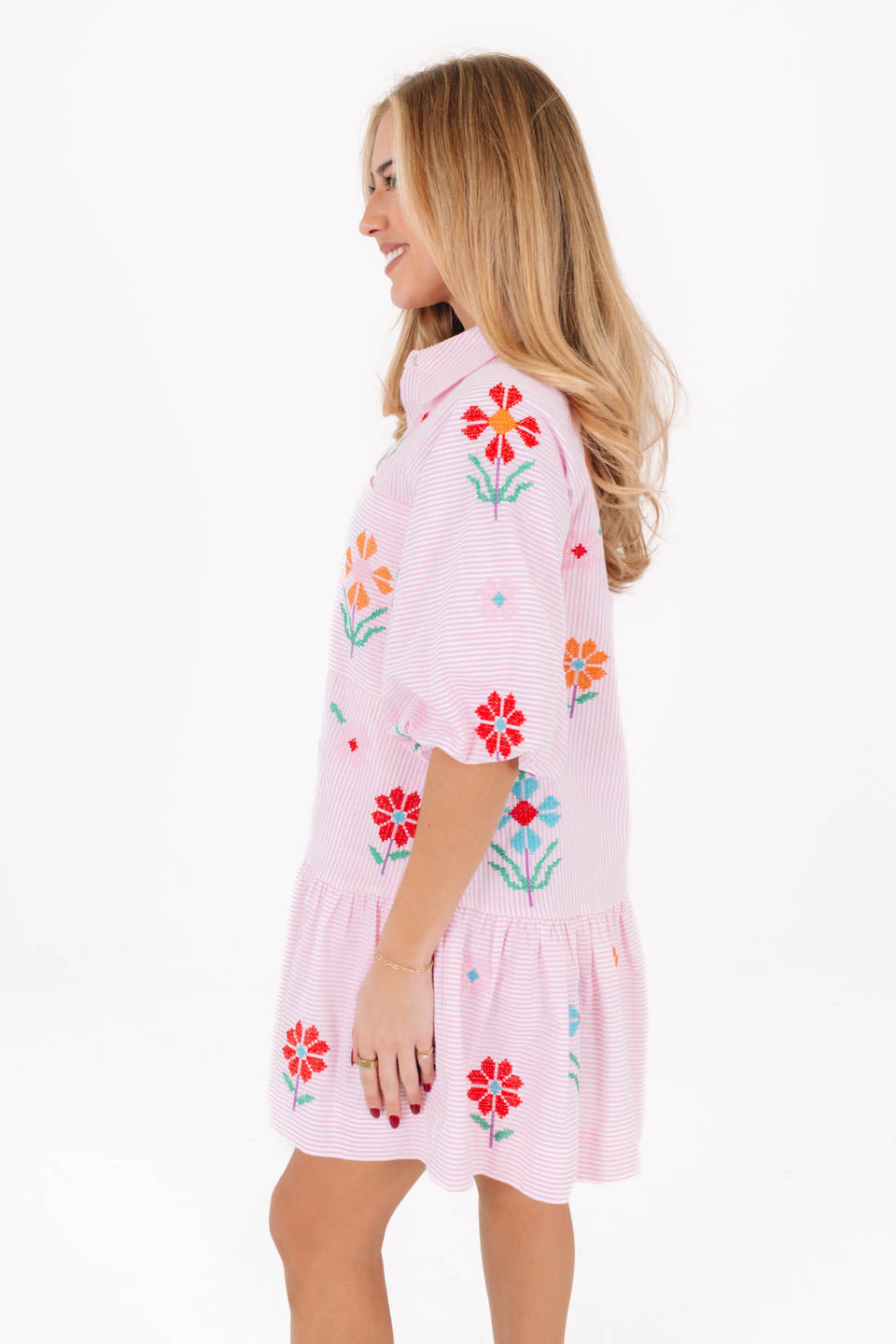piper pink dress Piper Pink Dress Retro-Inspired Fitted Silhouette with Long Sleeves ellarose-london.com